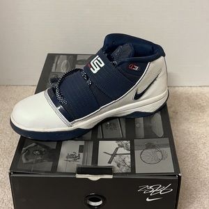 Nike soldier zoom IV